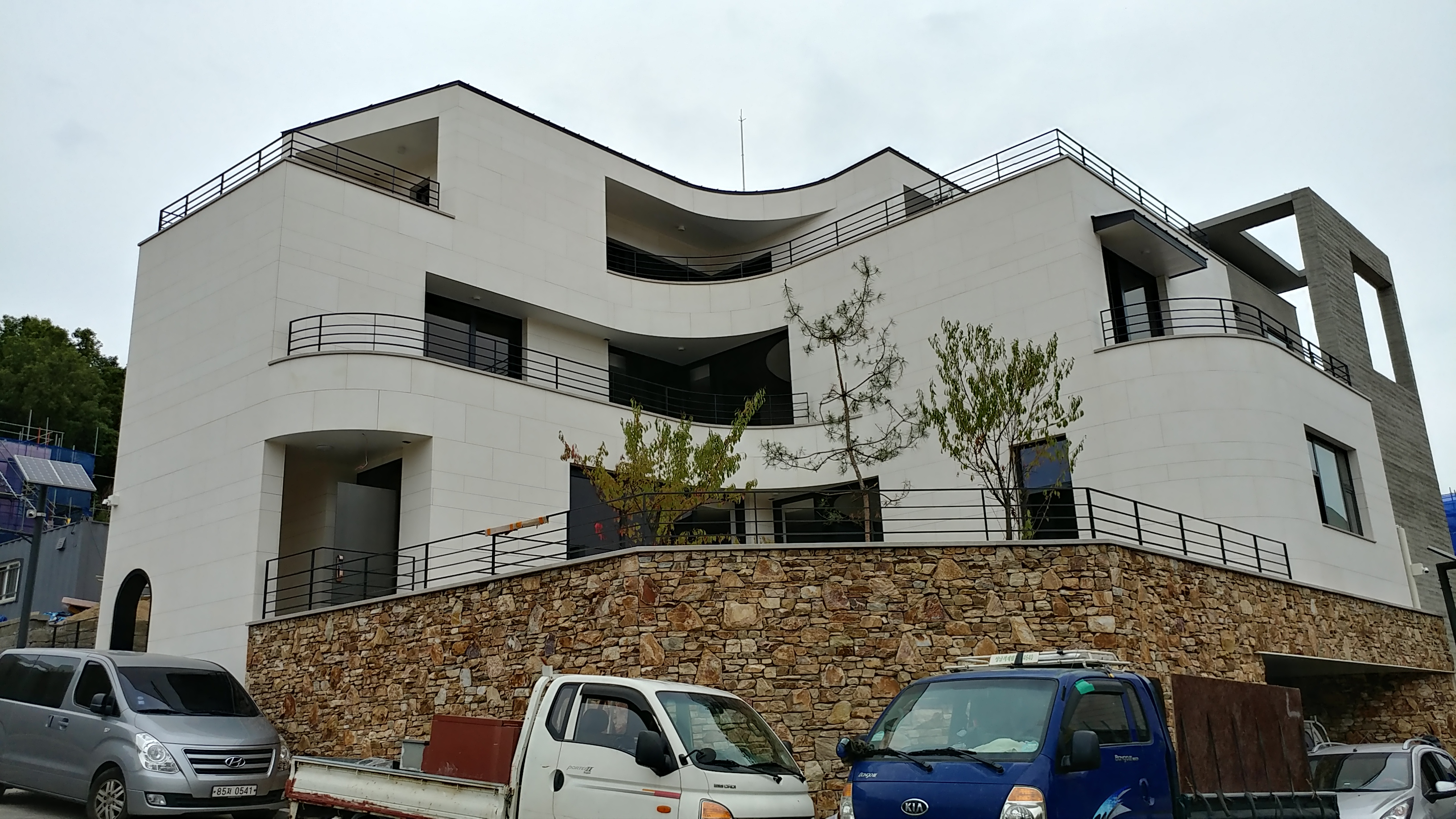Company building in Wunjung-dong, Seongnam-si, Gyeonggi-do [첨부 이미지1]