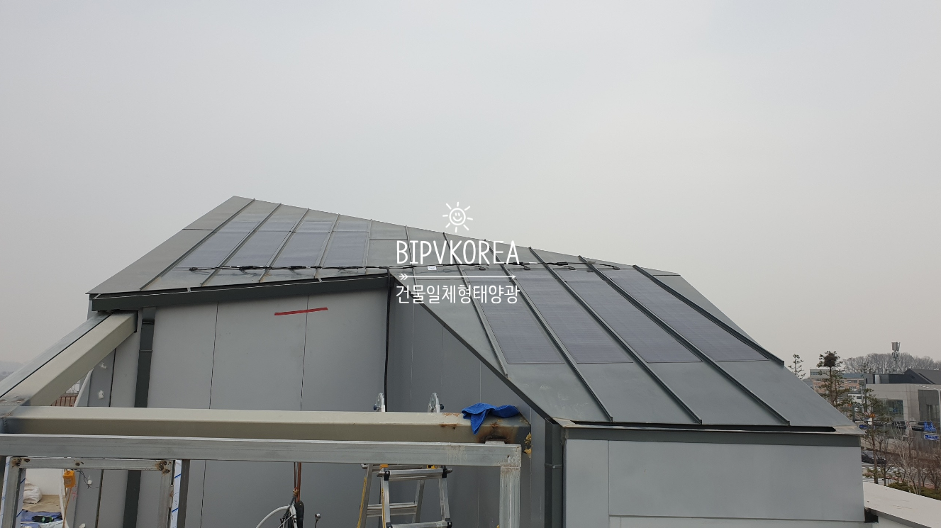 Installed BIPV at pastoral house in Gimpo [첨부 이미지2]