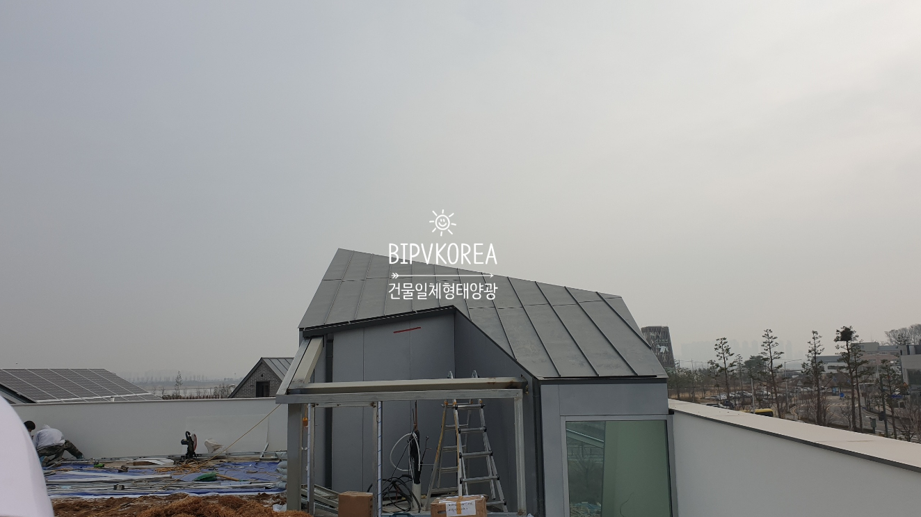 Installed BIPV at pastoral house in Gimpo [첨부 이미지4]
