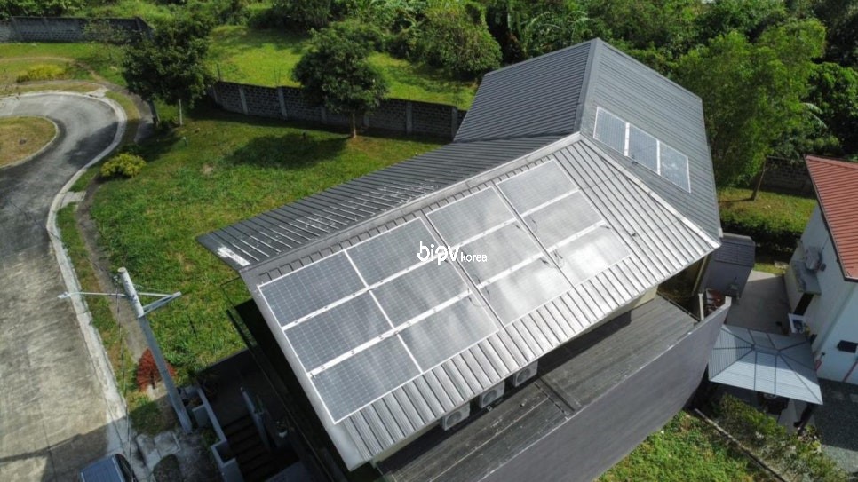 Philippines, lightweight solar module construction site [첨부 이미지2]