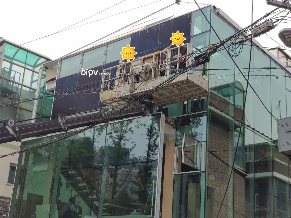 서울시 흑석동 중앙대 창업센터_외벽 BIPV 시공 [첨부 이미지2]