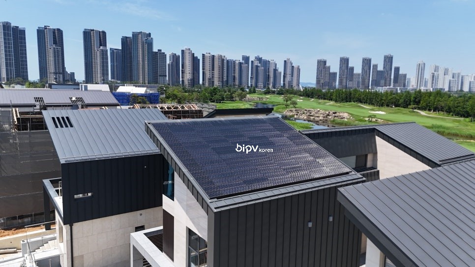 SOLTILE roof-integrated solar BIPV [첨부 이미지4]