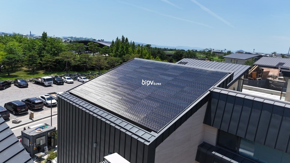 SOLTILE roof-integrated solar BIPV [첨부 이미지5]